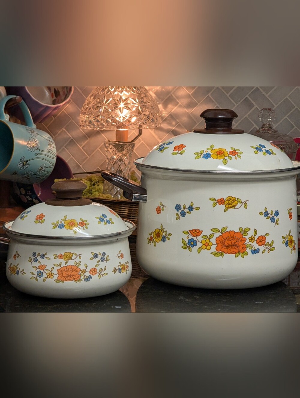vintage 1970s enamel pots in the "Summer Garden" pattern by Excel